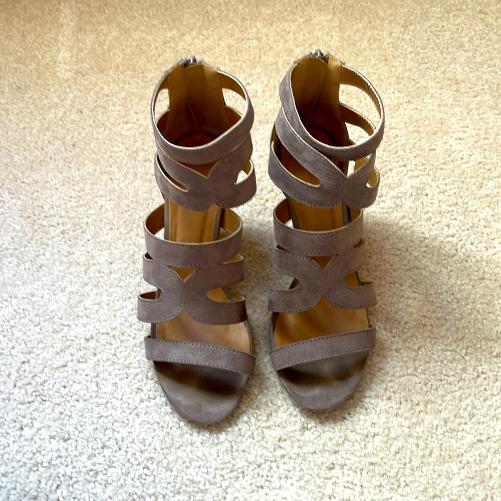 8.5 sandals